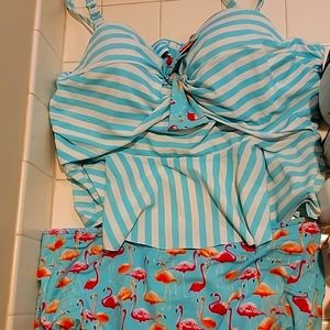 Torrid Swimsuit Bikini Size 2 DD/F Flamingo Blue & White Striped 2 Piece
